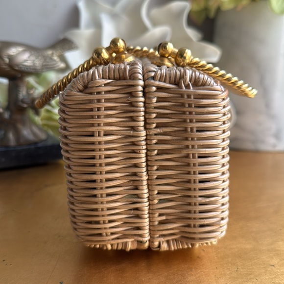 Vintage! 1950’s-60’s Vinyl Coated Wicker Bag - Picture 3 of 14